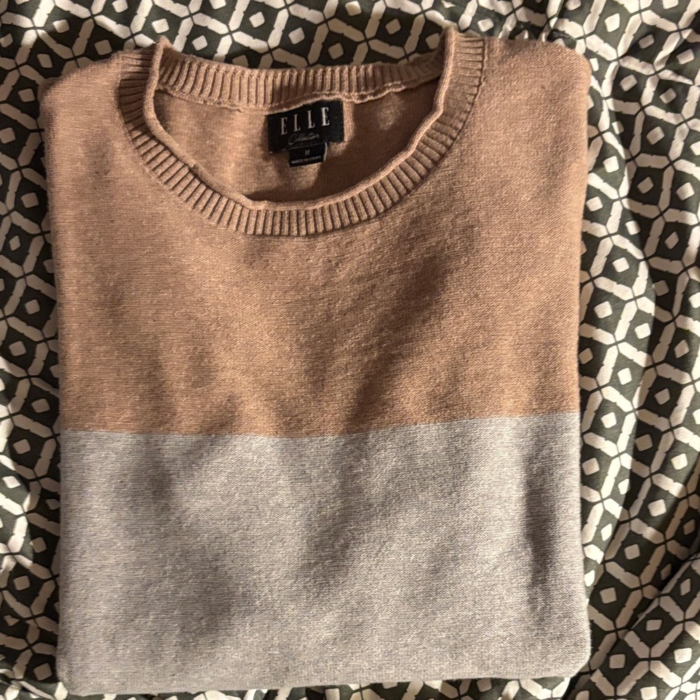 ELLE  Woman’s Brown and Gray Sweater size Medium